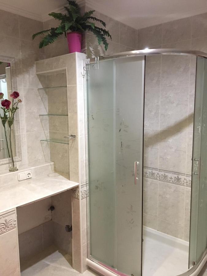 Gyál Tocc Apartman מראה חיצוני תמונה