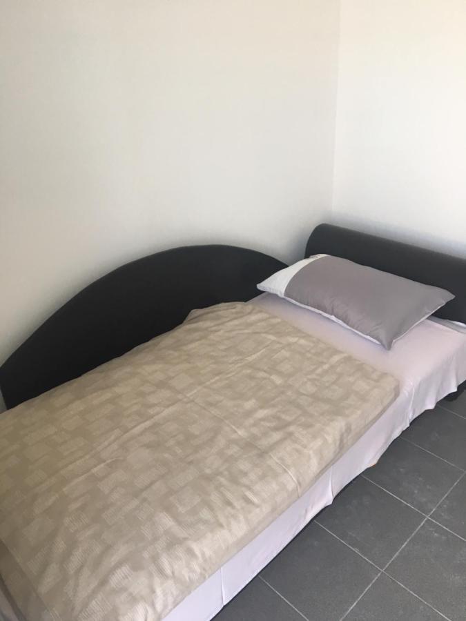 Gyál Tocc Apartman מראה חיצוני תמונה