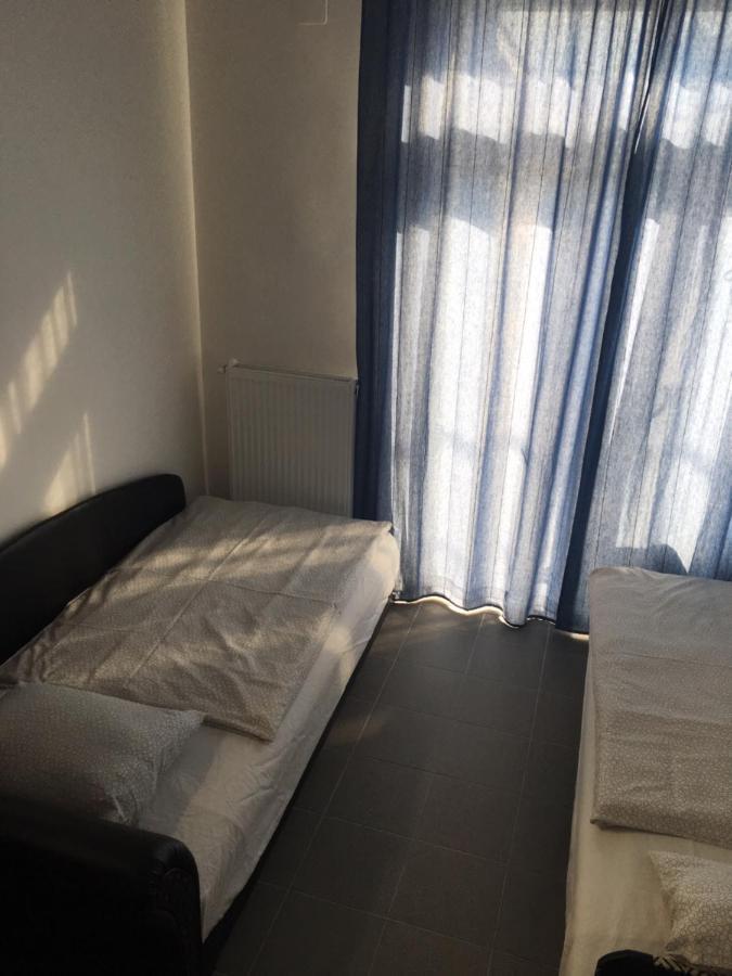 Gyál Tocc Apartman מראה חיצוני תמונה