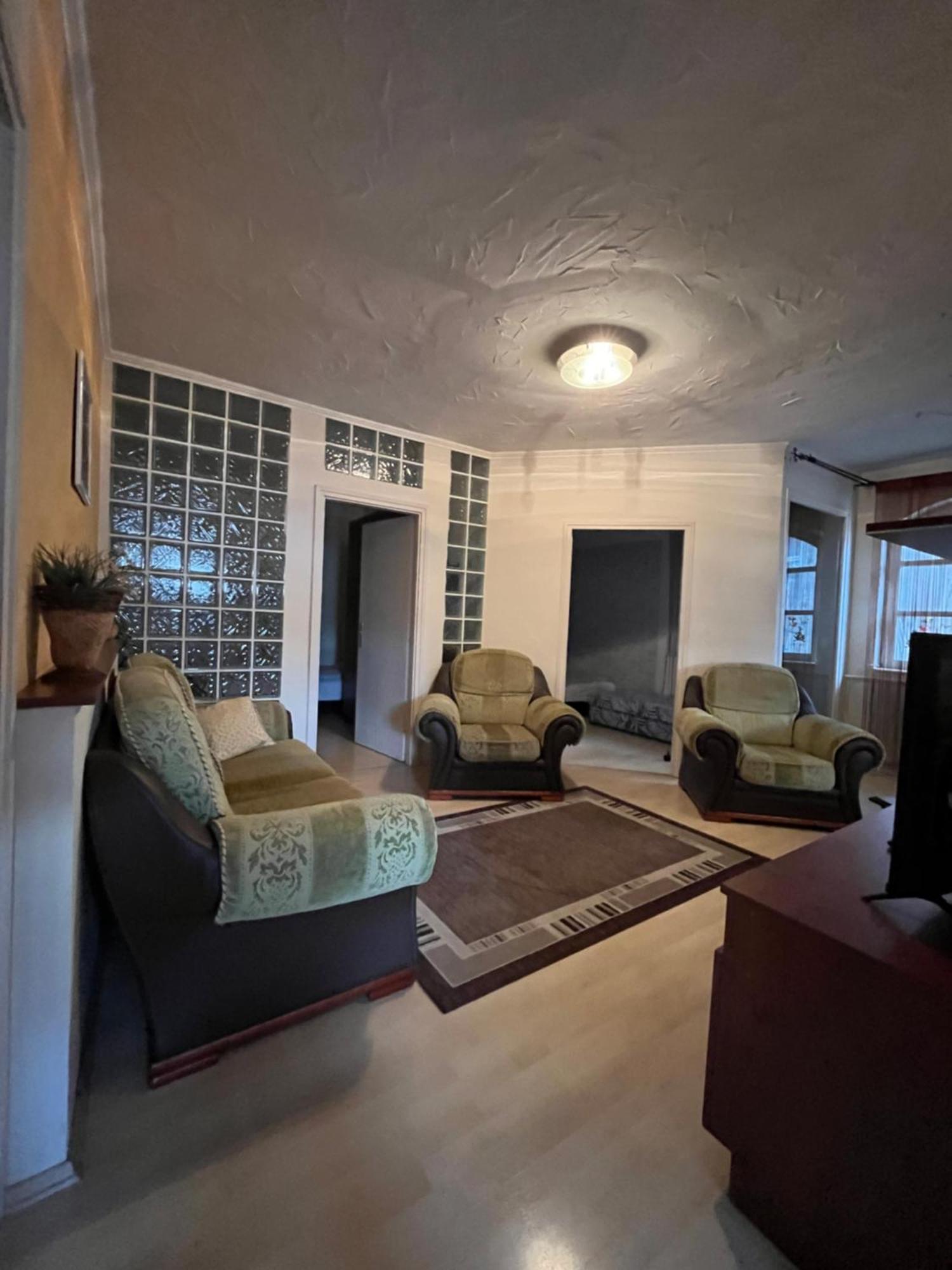 Gyál Tocc Apartman מראה חיצוני תמונה